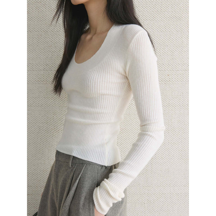 Damen Enganliegendes Rippstrick-Longsleeve mit weitem U-Ausschnitt Drune