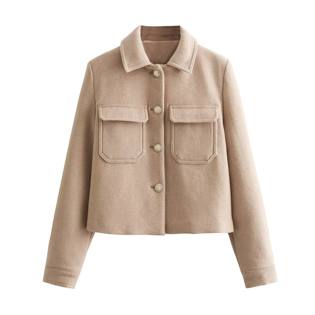Damen nan kurz geschnittene Boxy-Jacke mit Hemdkragen, zwei Pattentaschen und dekorativen goldfarbenen Knöpfen Drune