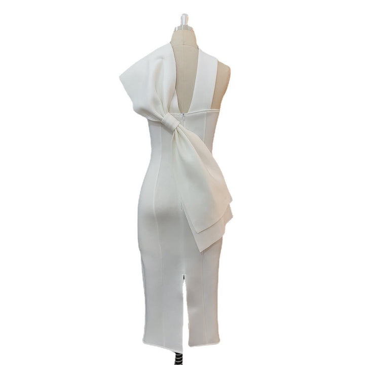 Damen Elegantes Midi-Kleid mit asymmetrischem Halsausschnitt und innovativem Rüschendetail Drune
