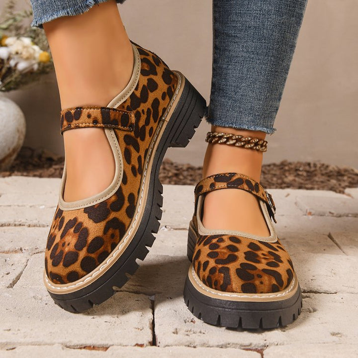 Damen Riemchen‑Slipper im Mary‑Jane‑Stil mit grober Profilsohle und Herzschließe Drune