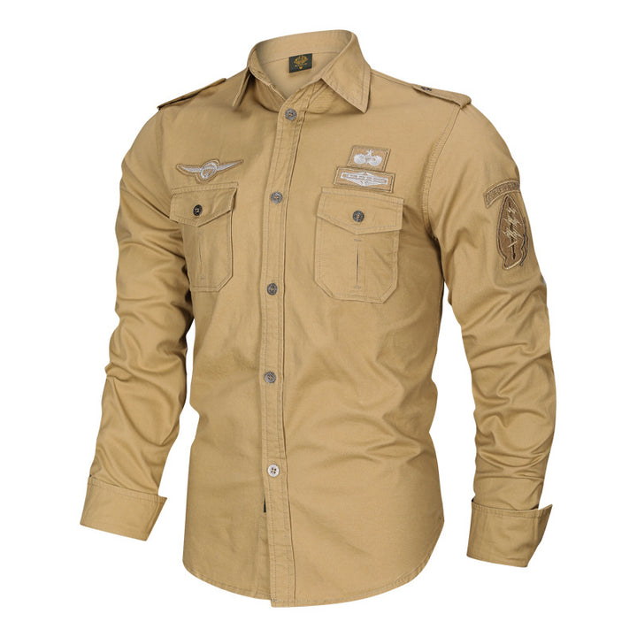Herren nan tailliertes Baumwollhemd mit Schulterklappen, aufgesetzten Brusttaschen und markanten Patch-Details Drune