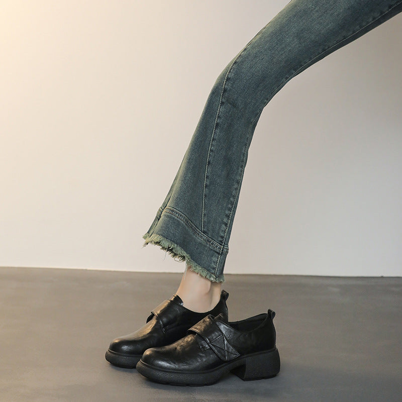 Damen Loafer mit breitem Klettverschluss und skulpturaler Plateau‑Blocksohle Drune