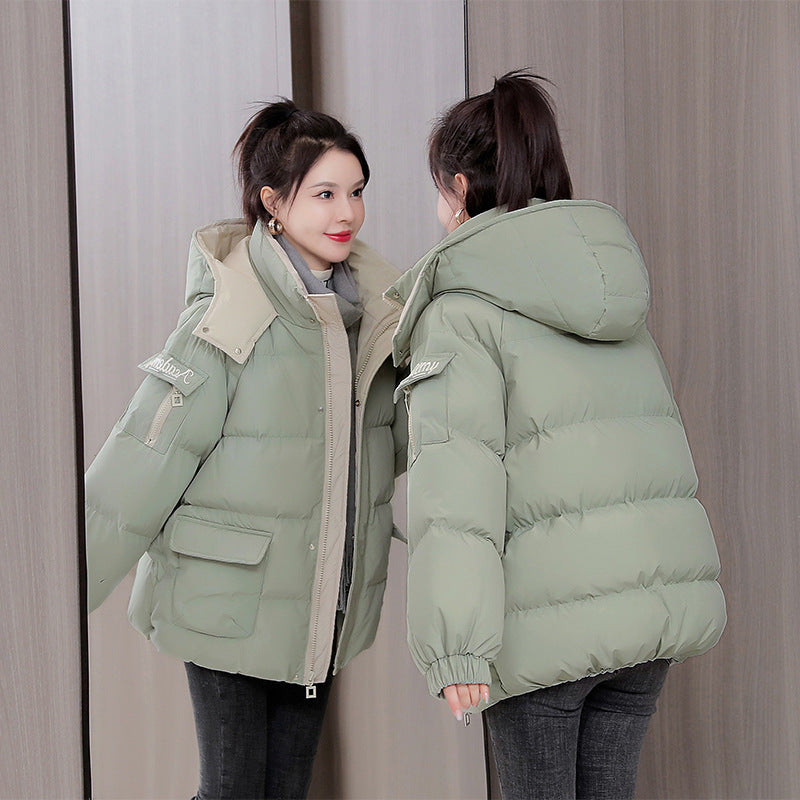 Damen nan wattierte Steppjacke mit abnehmbarer Kapuze, hohem Kragen und großen Pattentaschen Drune