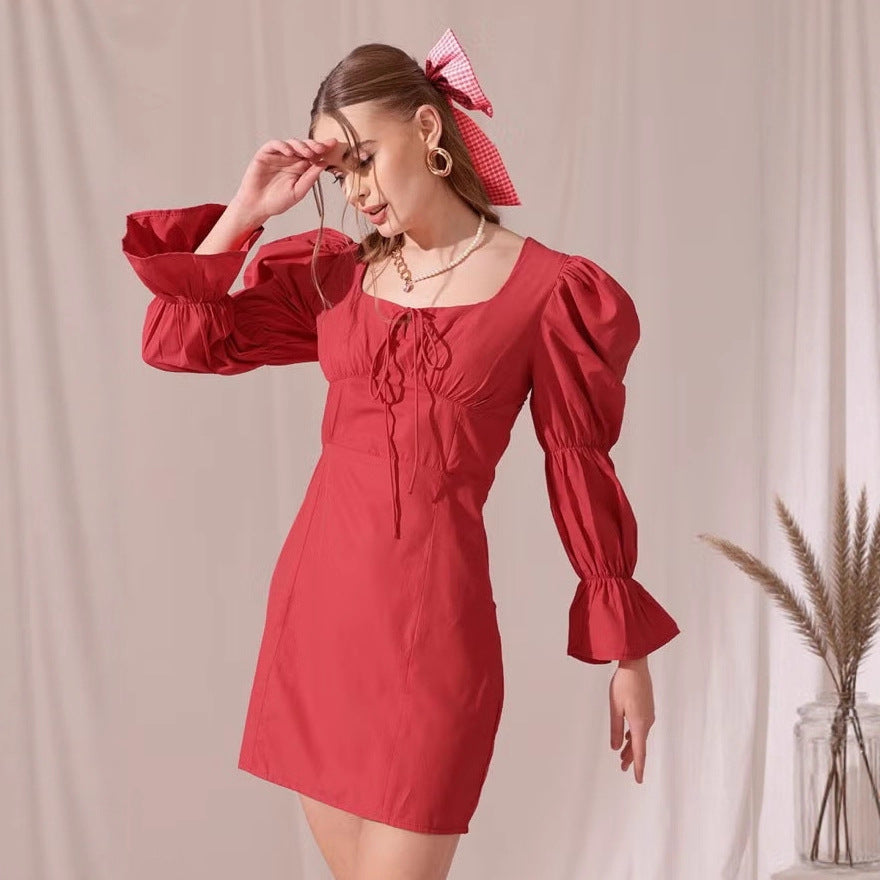 Damen Puffärmeliges Mini-Kleid mit eckigem Ausschnitt, Kordel-Bustier und Glockenärmeln Drune