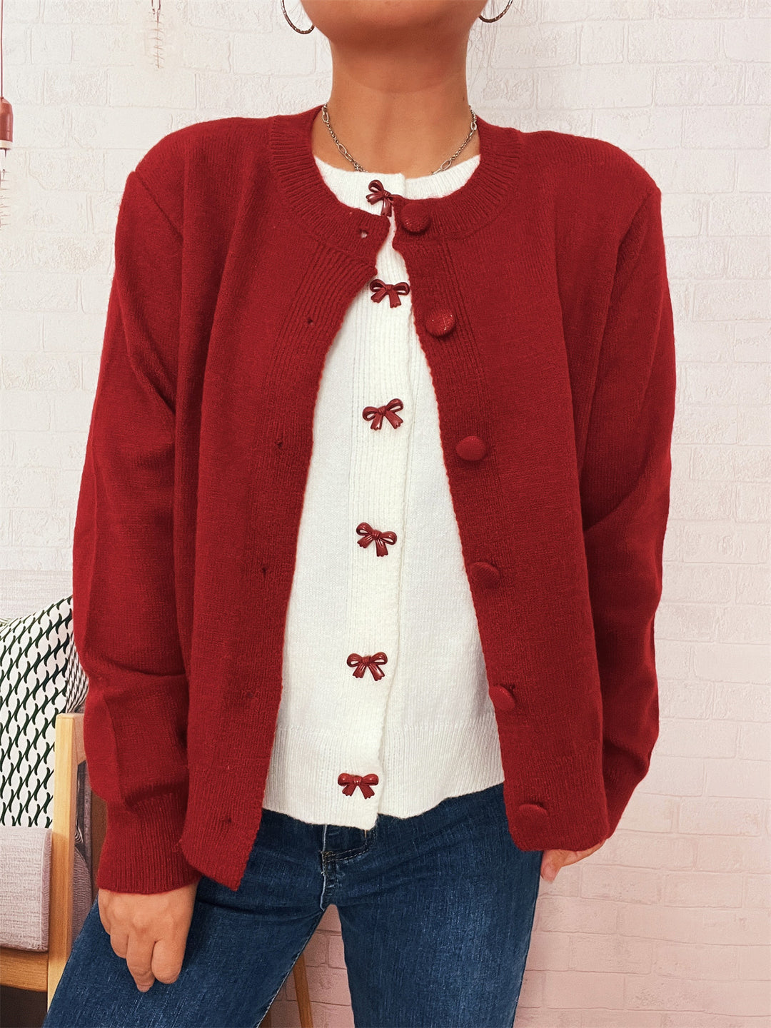 Damen Kuschelweich Strickjacke mit schönen Knöpfen und raffinierten Details Drune