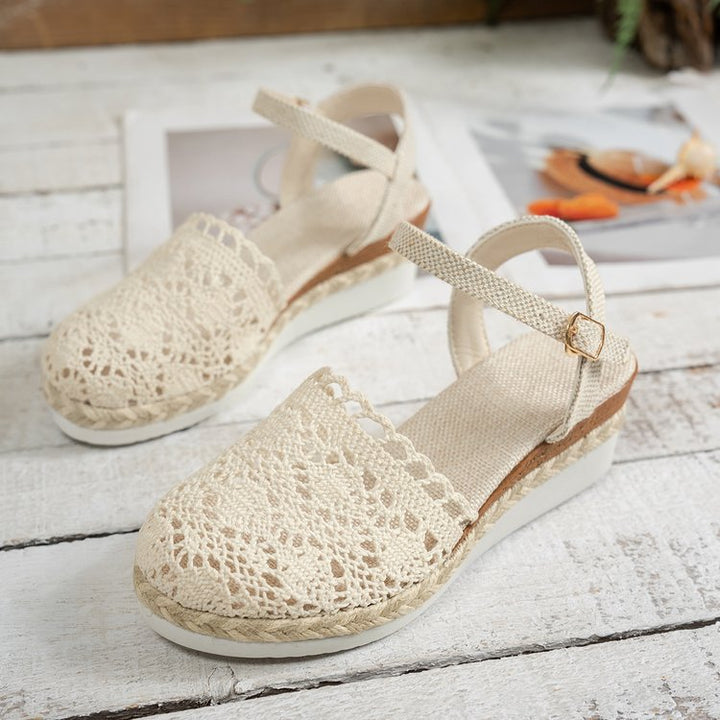 Damen Plateau-Sandaletten mit filigranem Häkeldesign und verstellbarem Riemen Drune