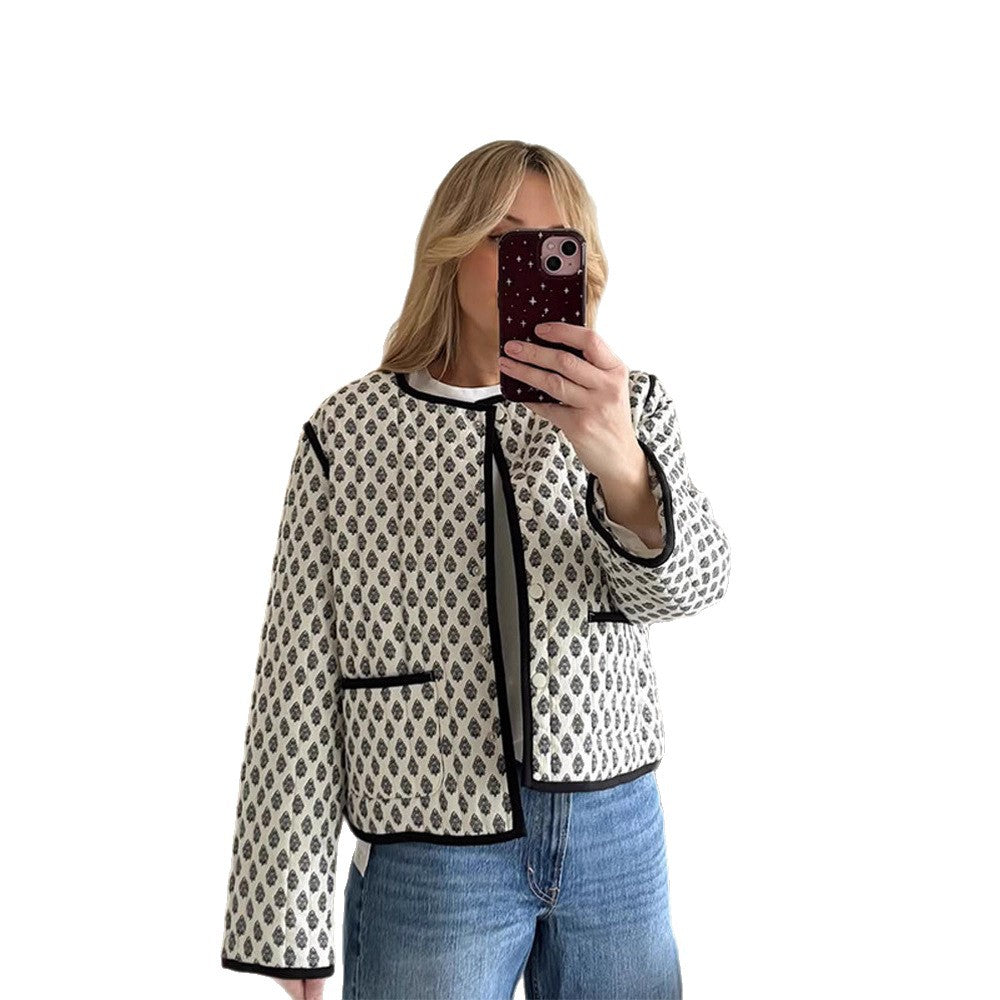 Damen Kurzboxy-Steppjacke mit Kontrastpaspelierung und Rundhalsausschnitt Drune
