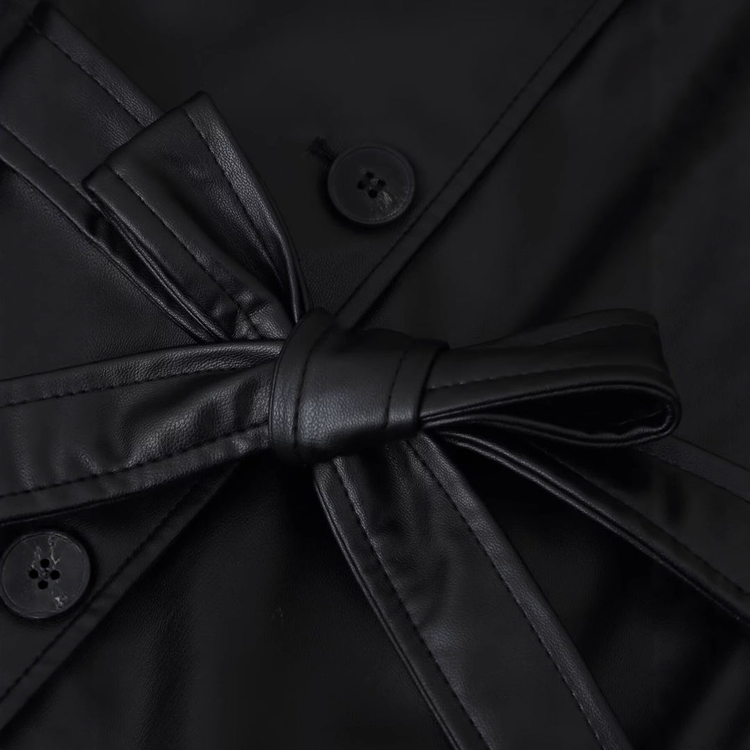 Damen Kurze Taillierte Kunstlederjacke mit Bindegürtel und Hemdkragen Drune
