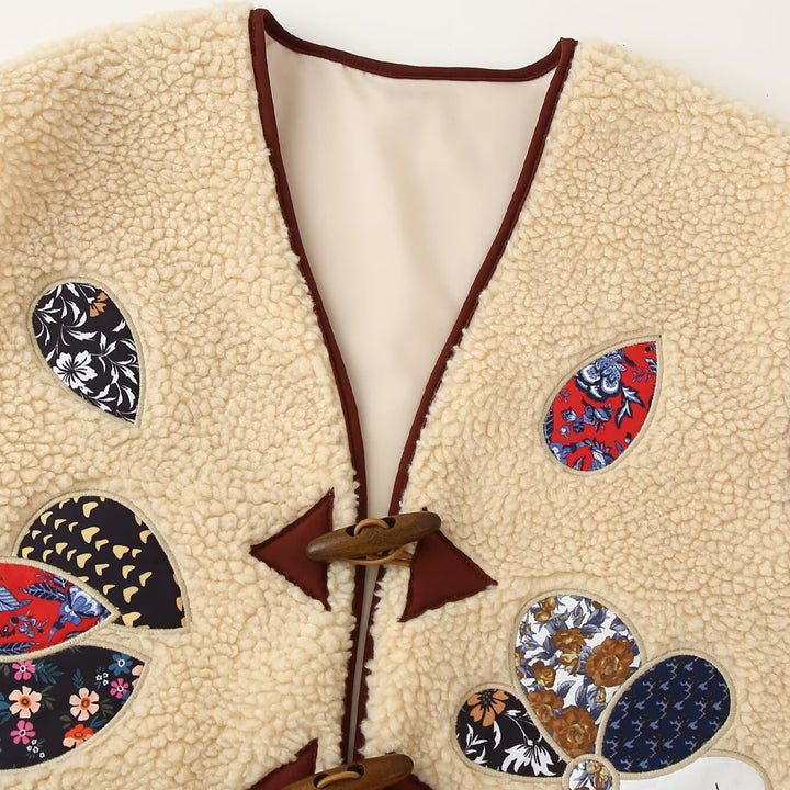 Damen Gefütterte Teddyweste mit Patchwork-Applikationen und Knebelverschlüssen Drune
