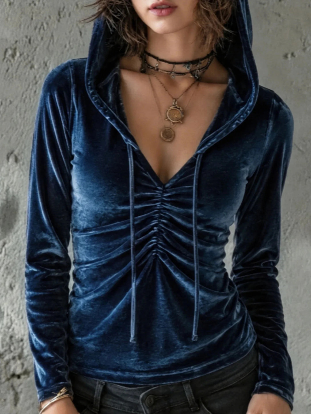 Damen Samt-Hoodie-Shirt mit geraffter V‑Ausschnitt‑Front Drune