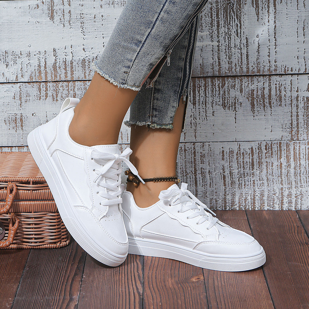 Damen Plateau‑Sneaker mit minimalistischer Lederoptik und gepolstertem Komfortfußbett Drune