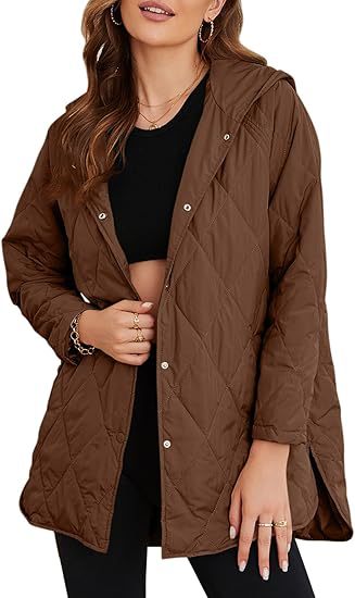 Damen gesteppte Kapuzenjacke mit Druckknopfleiste, seitlichen Schlitzen und mittlerer Länge Drune