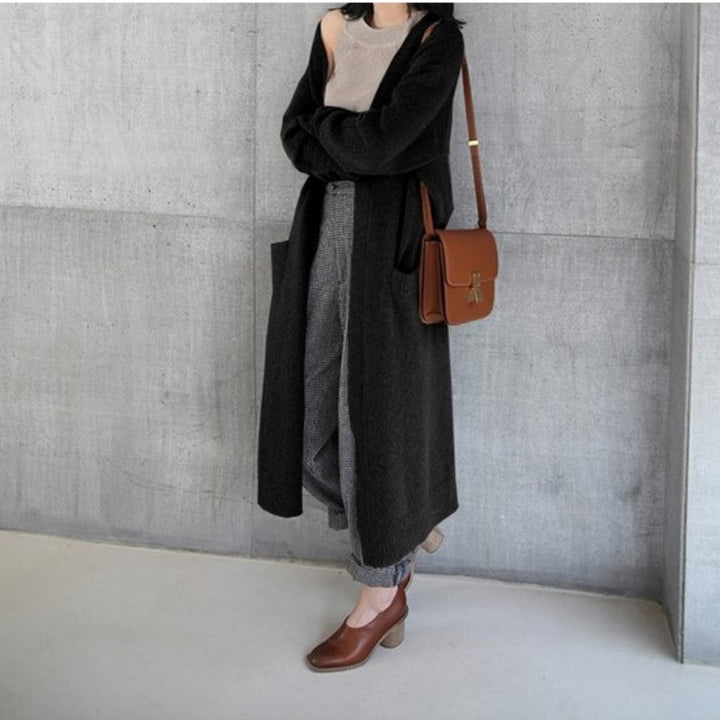 Damen leichter und eleganter Strickmantel mit tiefem V-Ausschnitt und praktischen Taschen Drune