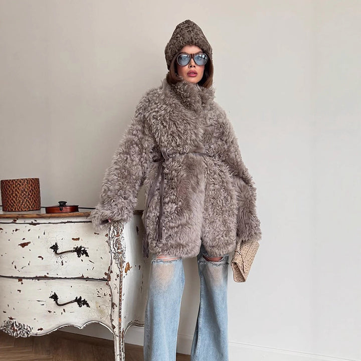 Damen Oversize Kunstfell‑Mantel mit lockiger Teddy‑Optik und weiter Boxy‑Silhouette Drune