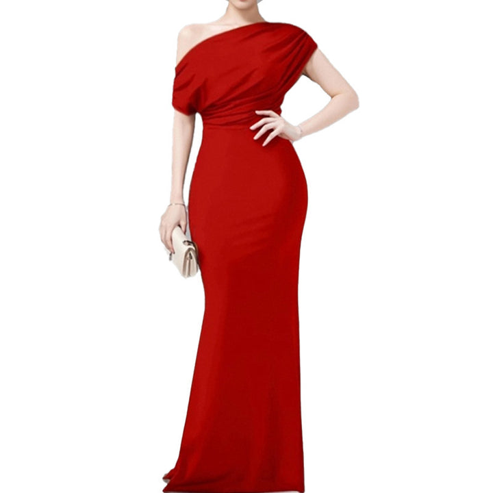 Damen Elegantes Maxikleid mit asymmetrischem Ausschnitt und tailliertem Schnitt Drune