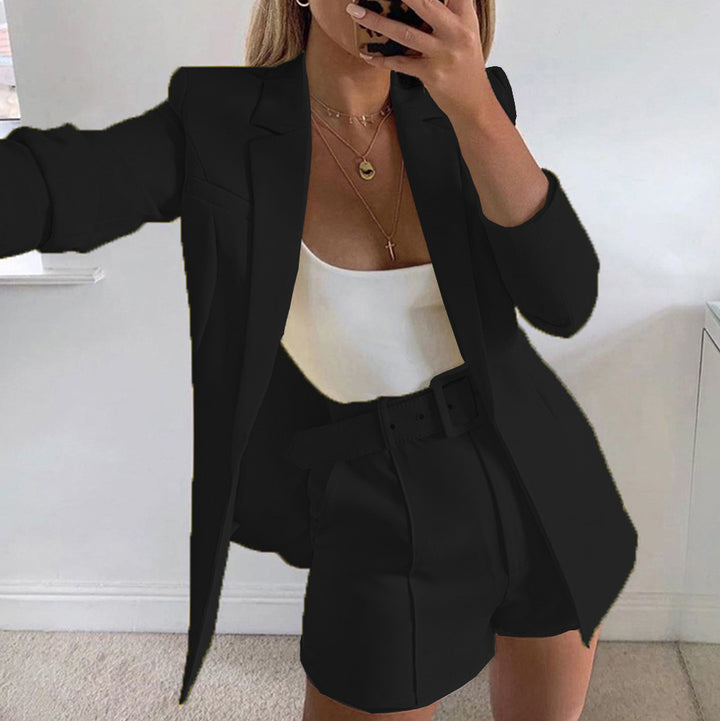 Damen Zweiteiliges maßgeschneidertes Blazer‑Set mit hochtaillierten Shorts und Gürtel Drune