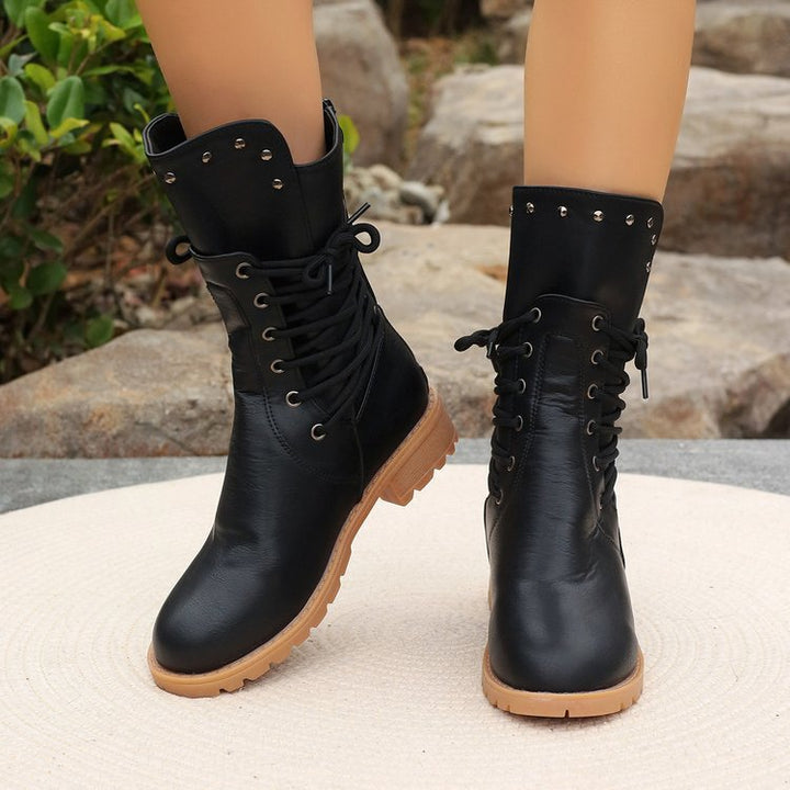 Damen Schnürstiefel im Combat-Stil mit Nietenbesatz und griffiger Profilsohle Drune