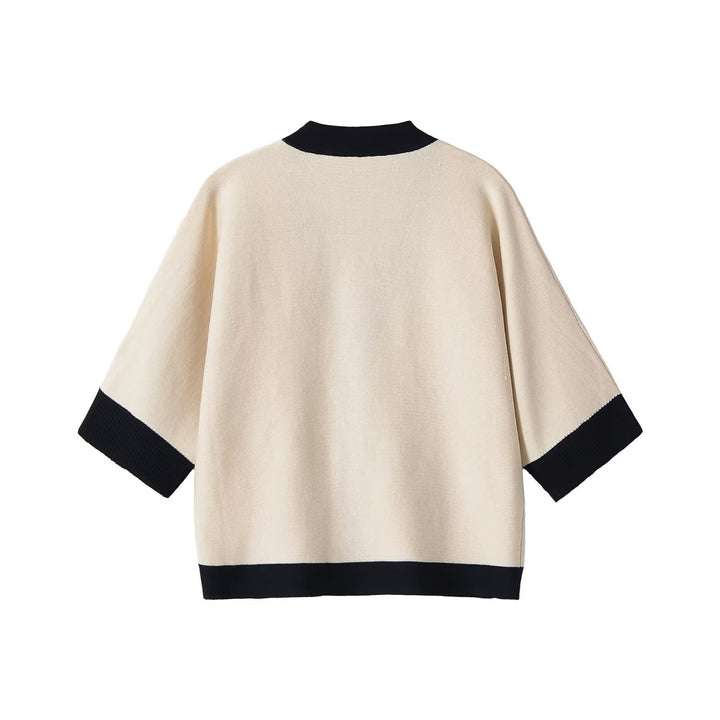 Damen Kurzärmeliges Strickponcho-Cardigan mit Kontrastblende und dekorativen Goldknöpfen Drune