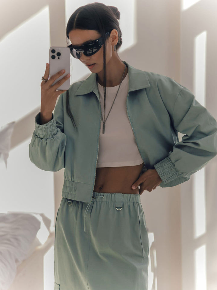 Damen Modischer cropped Windbreaker mit elastischen Bündchen Drune