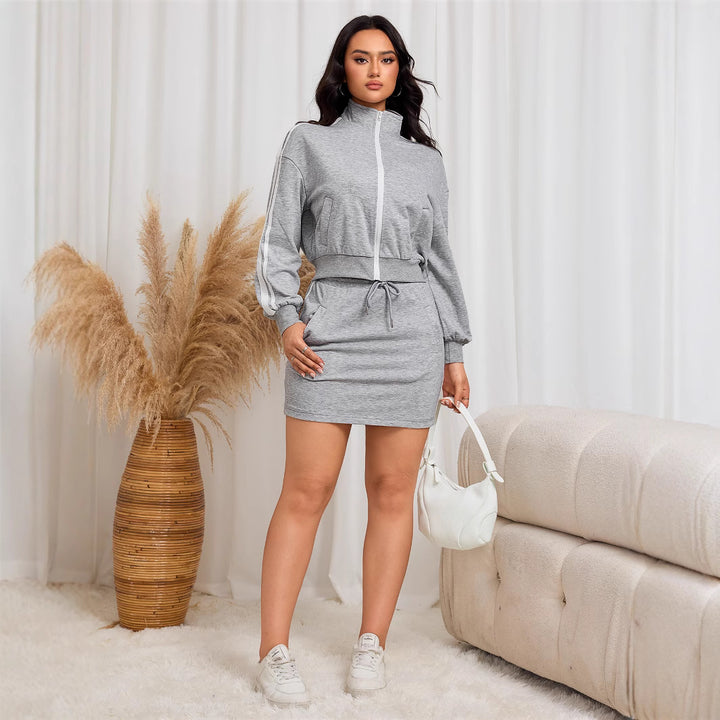 Damen Sportliches Set mit figurbetontem Oberteil und schickem Minirock Drune