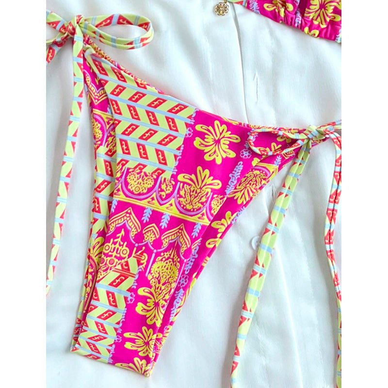 Damen Triangel-Bikini mit verspieltem Blumendesign und unterschiedlichen Bindungsträgern Drune