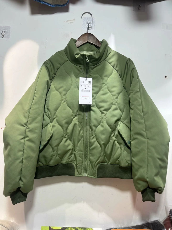 Damen nan gesteppte Bomberjacke mit hohem Stehkragen, leichter Thermowattierung und Rippbündchen Drune