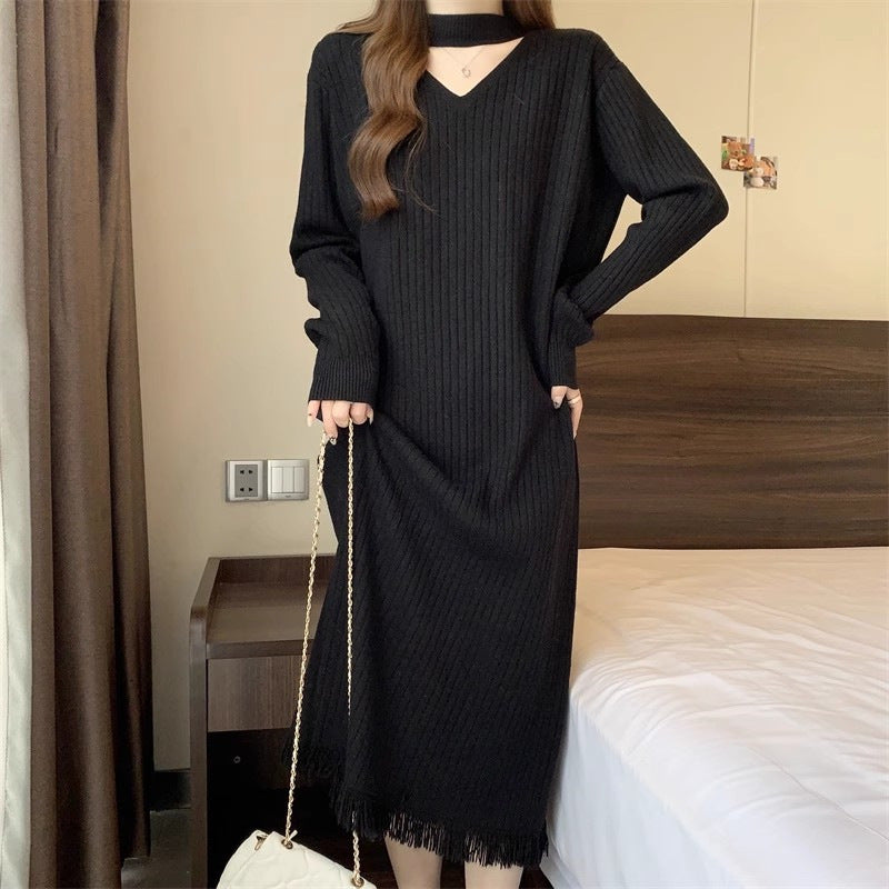 Damen Strickkleid mit V-Ausschnitt und Fransen Drune