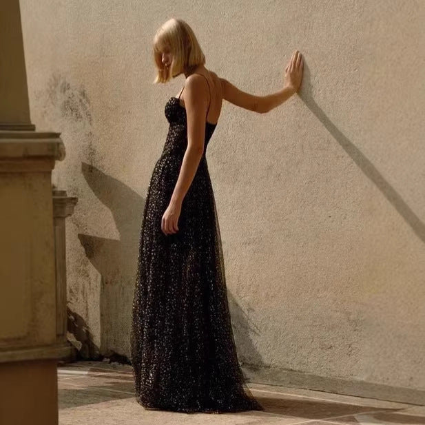 Damen glamouröses Abendkleid mit transparentem Rock und eleganten Details Drune