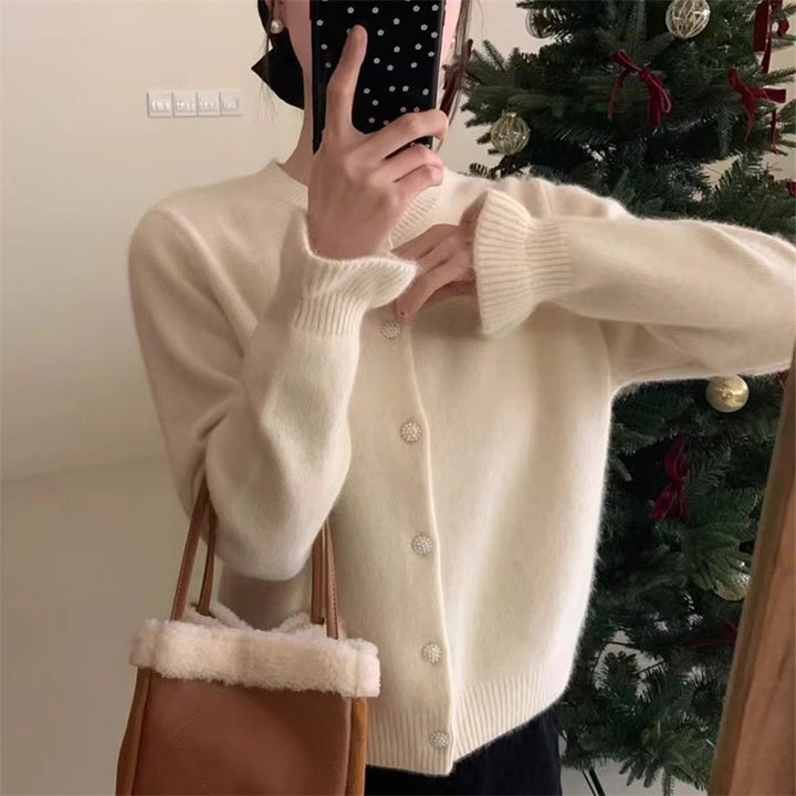 Damen Cozy Strickjacke mit Perlmuttknöpfen Drune