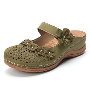 Damen Blumenverzierte Komfort-Pantolette mit Lochmuster, verstellbarem Klettriemen und gepolstertem Fußbett Drune