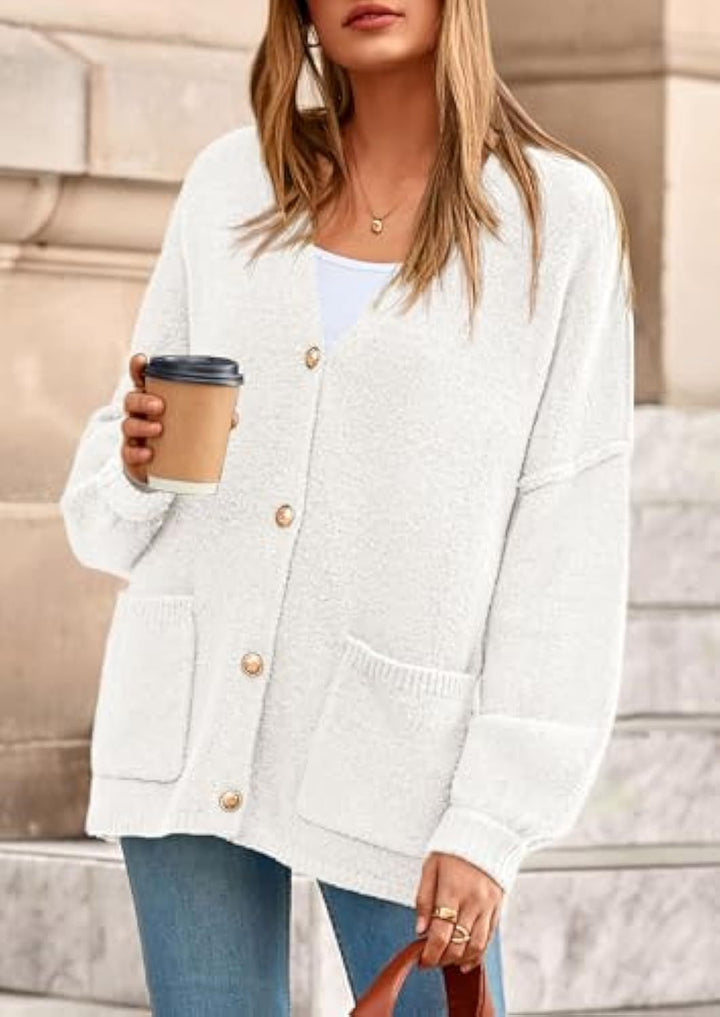 Damen Oversize Strickcardigan mit V-Ausschnitt, goldenen Zierknöpfen und aufgesetzten Taschen Drune