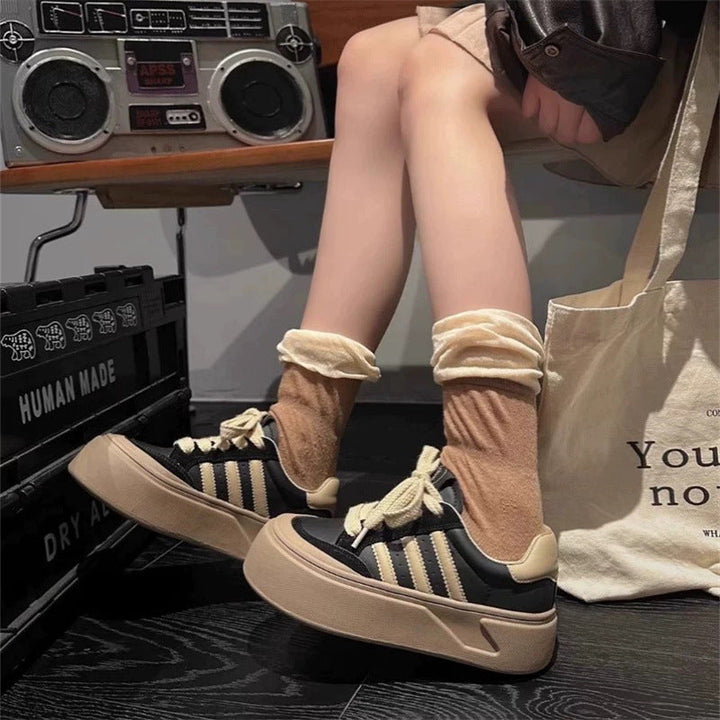 Damen Plattform-Sneaker mit strapazierfähigem Obermaterial und extrahoher Sohle Drune