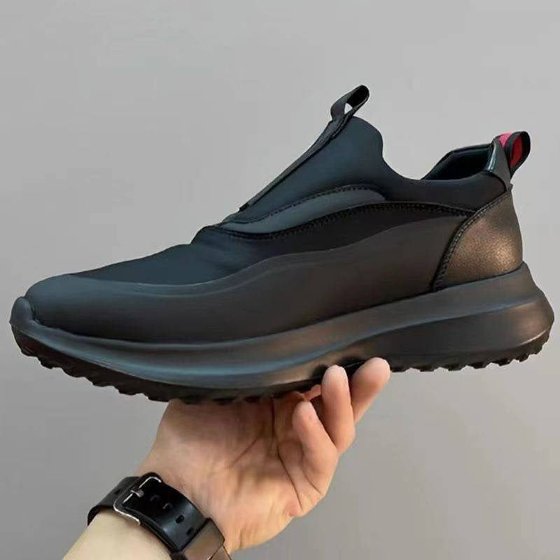 Herren Slip-On-Plateau-Sneaker mit neoprenartigem Schaft und profiliertem Trail-Profil Drune