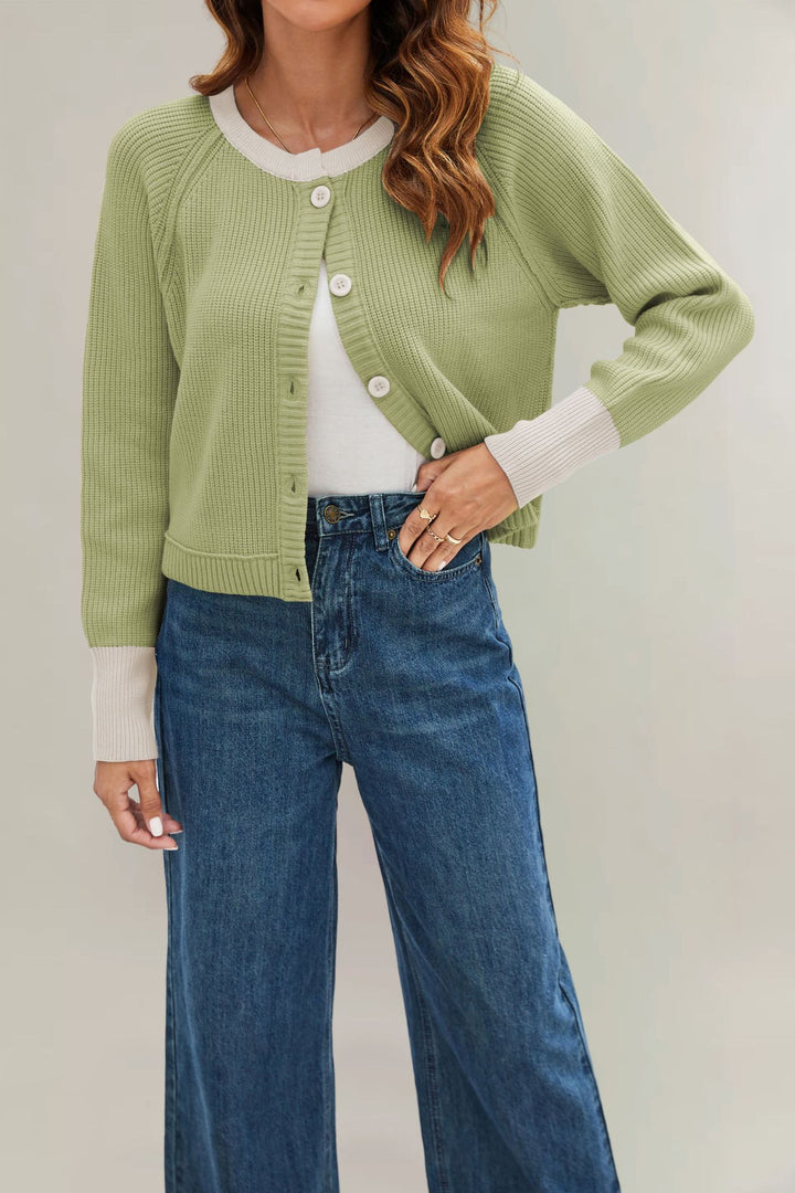 Damen modische Strickjacke mit kontrastierenden Bündchen und Knopfdetails Drune
