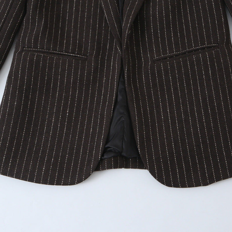 Damen Nadelstreifen-Blazer mit Schalkragen und leicht taillierter Silhouette Drune