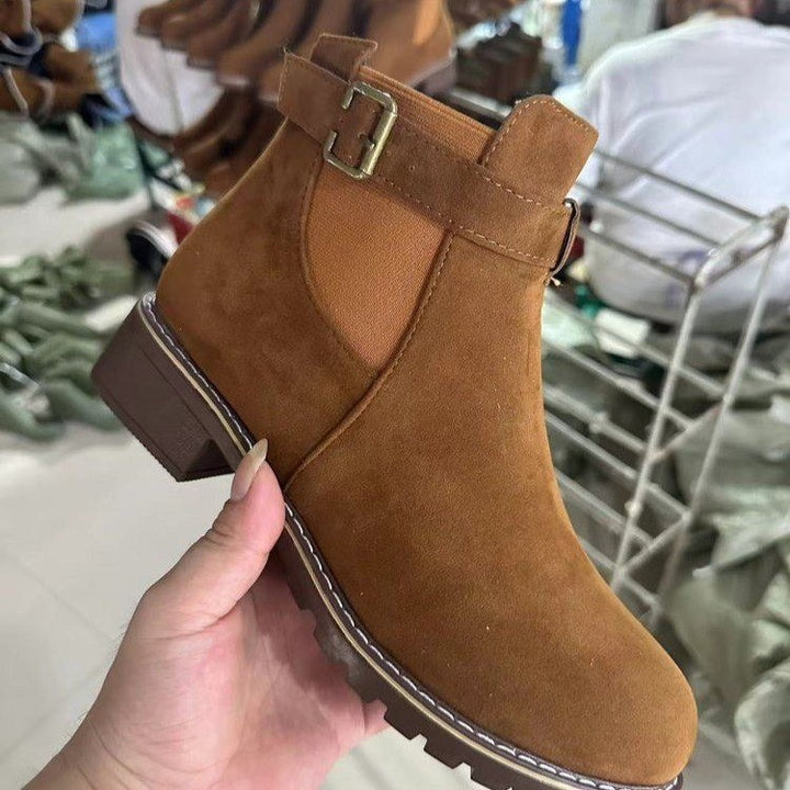 Damen Wildleder-Optik Chelsea-Stiefelette mit dekorativem Schnallenriemen, elastischem Einsatz und grober Profilsohle Drune