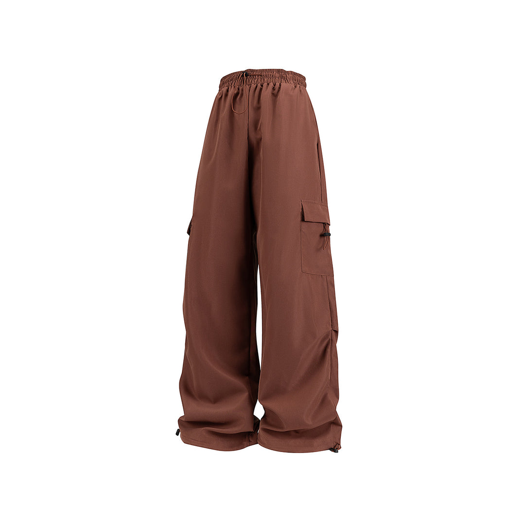 Herren Weite technische Cargo‑Hose mit Tunnelzugbund, Mehrfachtaschen und Kordelzugabschluss Drune