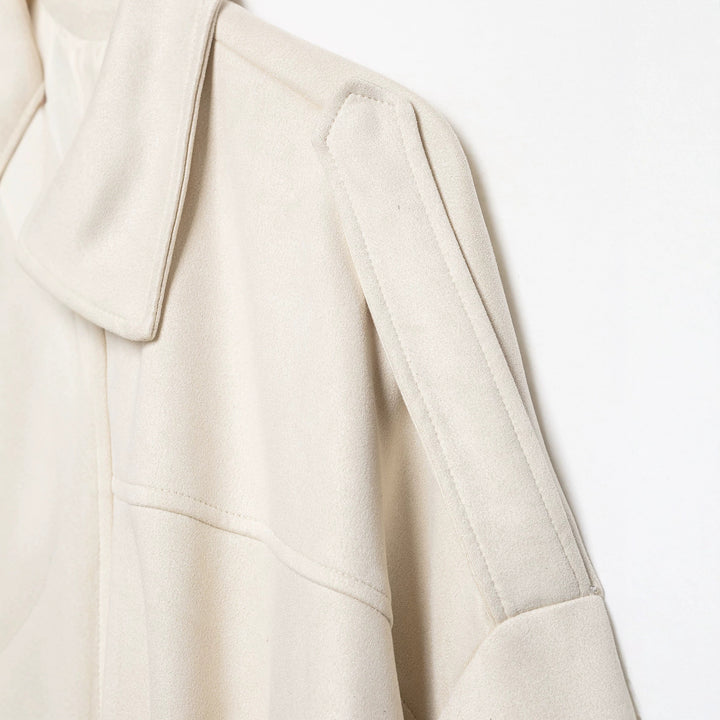 Damen Cropped-Boxy-Jacke aus Veloursoptik mit Hemdkragen, weiten Raglanärmeln und Tunnelzug Drune