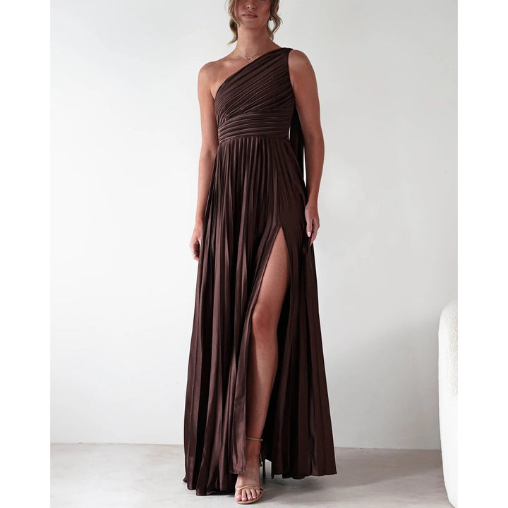 Damen Abendkleid mit elegantem Faltenrock und asymmetrischem Oberteil Drune