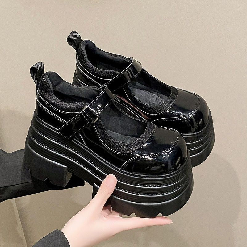 Damen modische Plateau-Schuhe mit praktischem Riemenverschluss Drune