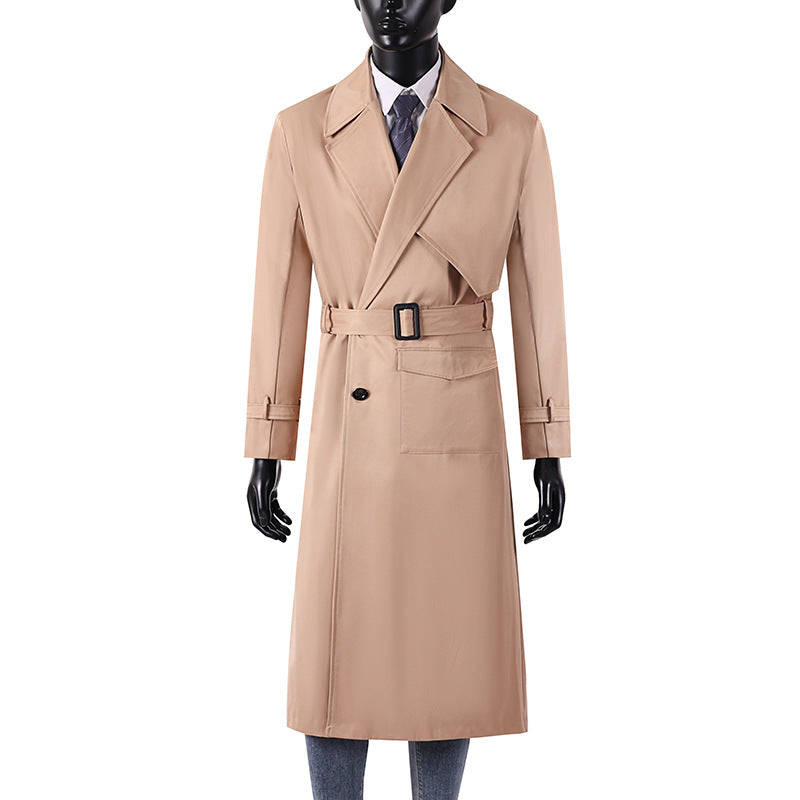 Herren Langmantel im Trenchcoat-Stil mit Sturmklappe, asymmetrischen Taschen und klassischem Revers Drune