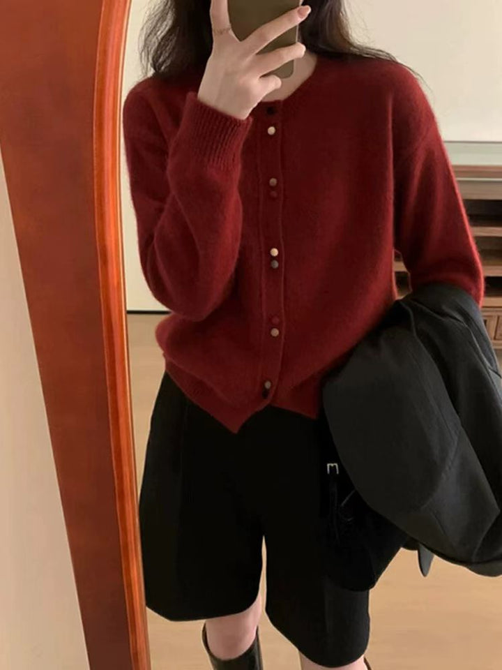 Damen Strickjacke mit dekorativen Knopfakzenten und weichem Material Drune