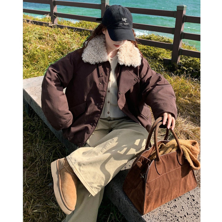Damen Oversize-Kurzjacke mit Teddykragen und Pattentaschen Drune