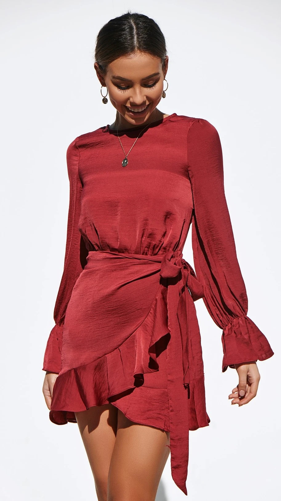 Damen Wickelkleid mit schwingenden Volant-Ärmeln und elegantem Taillenband Drune