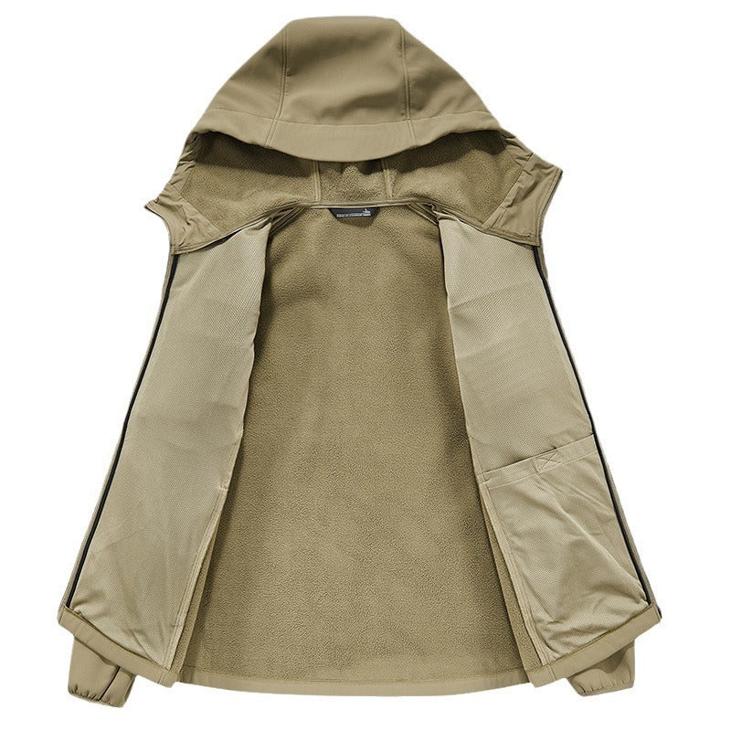 Herren Thermo-Softshelljacke mit Sherpa‑Futter, Kapuze und verdeckten Reißverschlusstaschen Drune