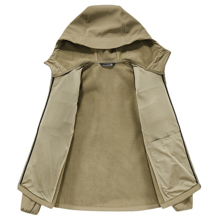 Herren Thermo-Softshelljacke mit Sherpa‑Futter, Kapuze und verdeckten Reißverschlusstaschen Drune