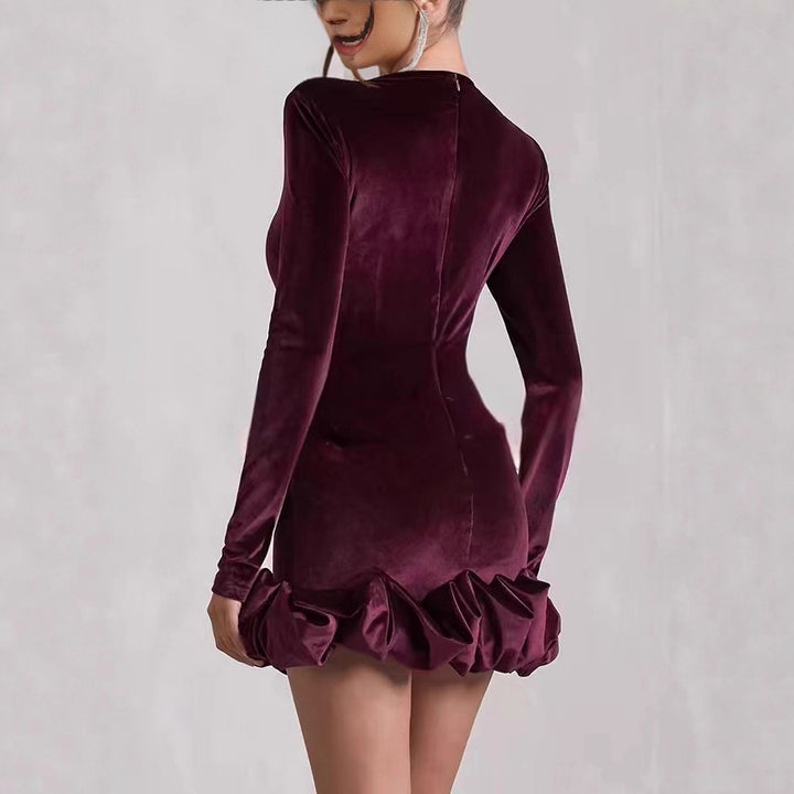 Damen Figurbetontes Cocktail-Minikleid aus Samt mit Volantkante und Langarm Drune
