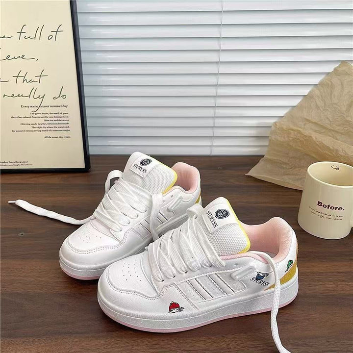 Damen Sneakers mit lustigen Applikationen und rutschfester Sohle Drune