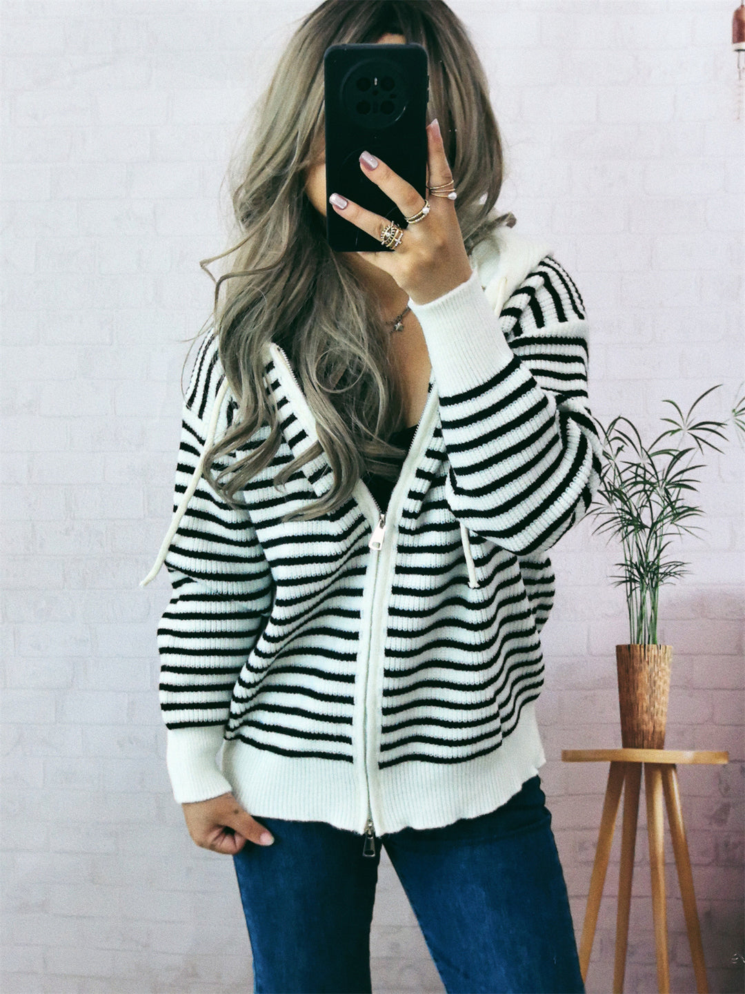 Damen lässiger Hoodie mit gestreifter Struktur und praktischen Taschen Drune