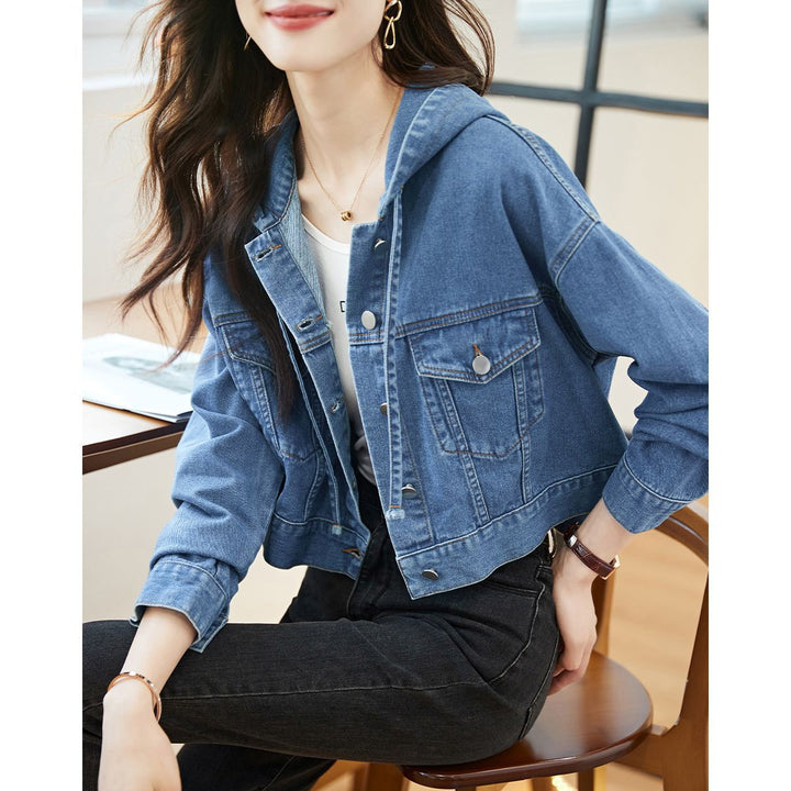 Damen modische Kurzjeansjacke mit Kapuze und praktischen Taschen Drune